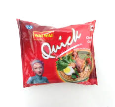WAI WAI, CHICKEN FLAVOURED INSTANT NOODLE